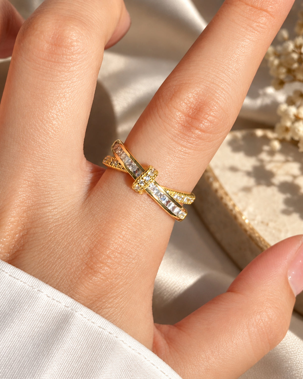 Anti-Tarnish Crossline Ring