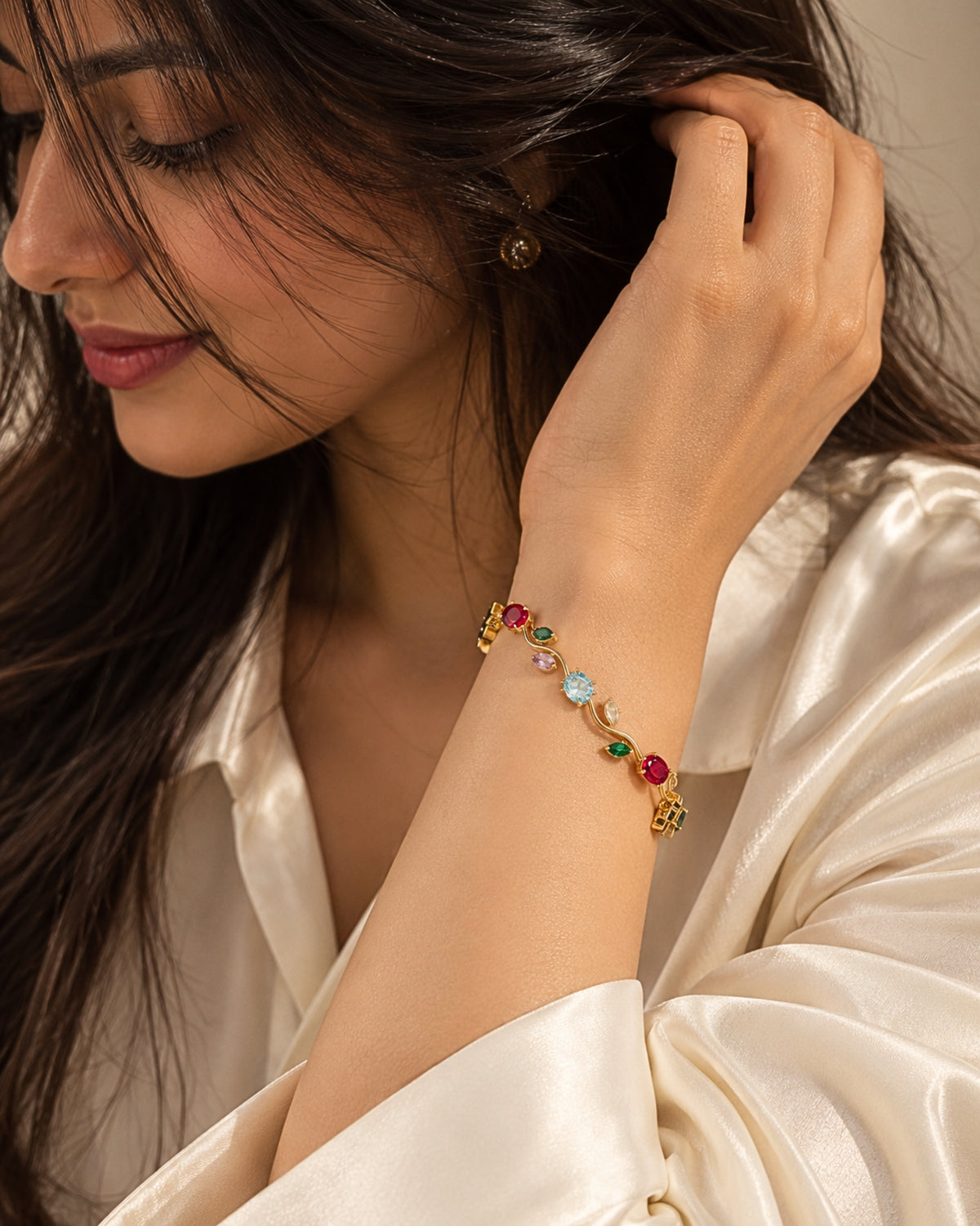 Anti-Tarnish Multicolour Gold Tulip Bracelet