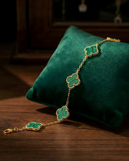 Anti-Tarnish Emerald Shine Clover Bracelet