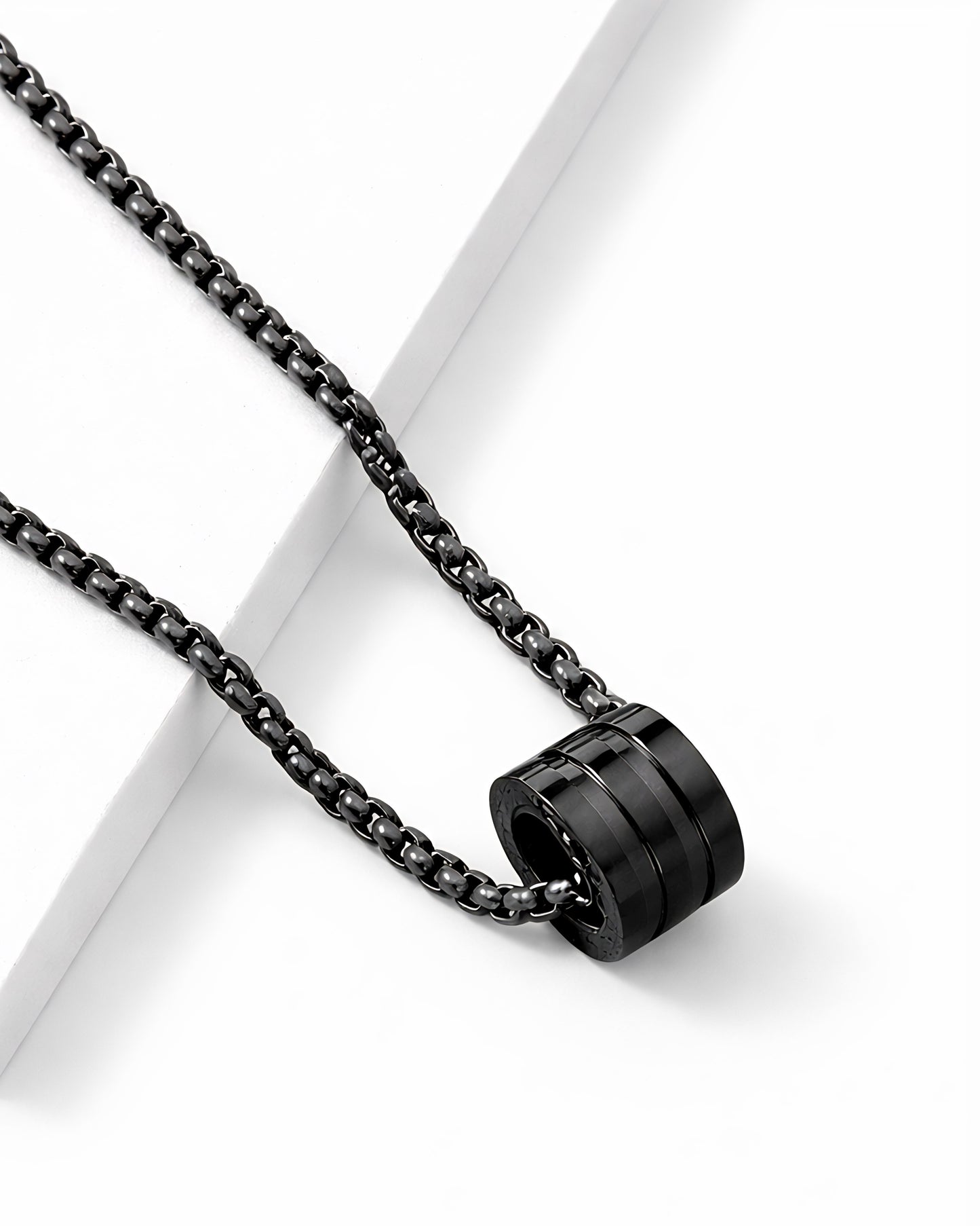 Men’s Anti-Tarnish Eclipse Trinity Pendant (BLACK)