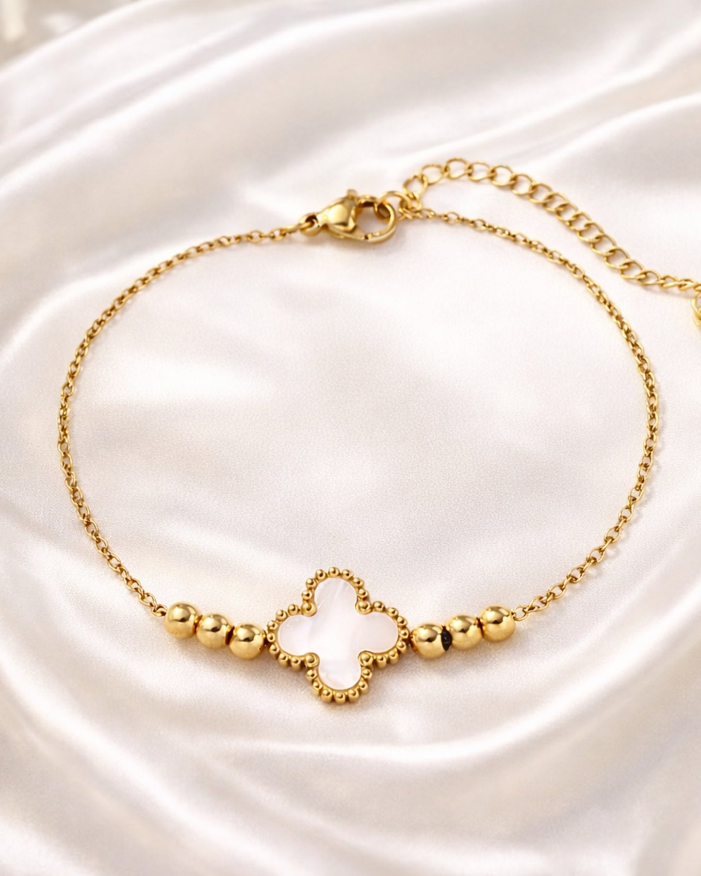 Anti-Tarnish Cloverline Wrap Bracelet