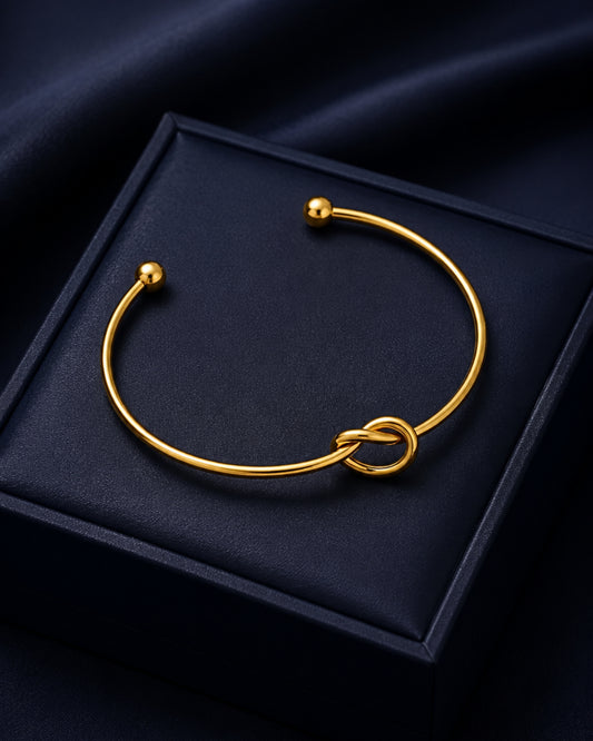 Anti-Tarnish Gold Knotted Cuff Bracelet