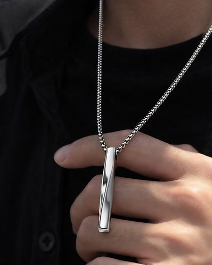 Men’s Anti-Tarnish Helix Bar Pendant (SILVER)