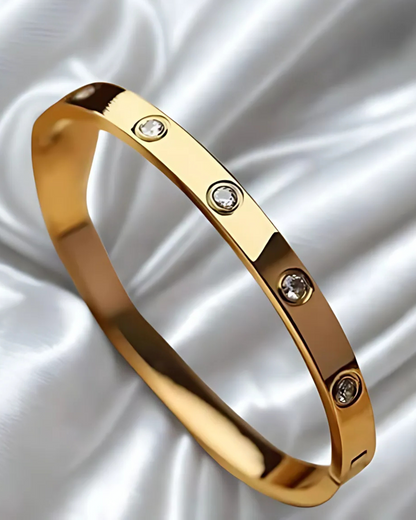Anti-Tarnish Gold Plated Love Bracelet