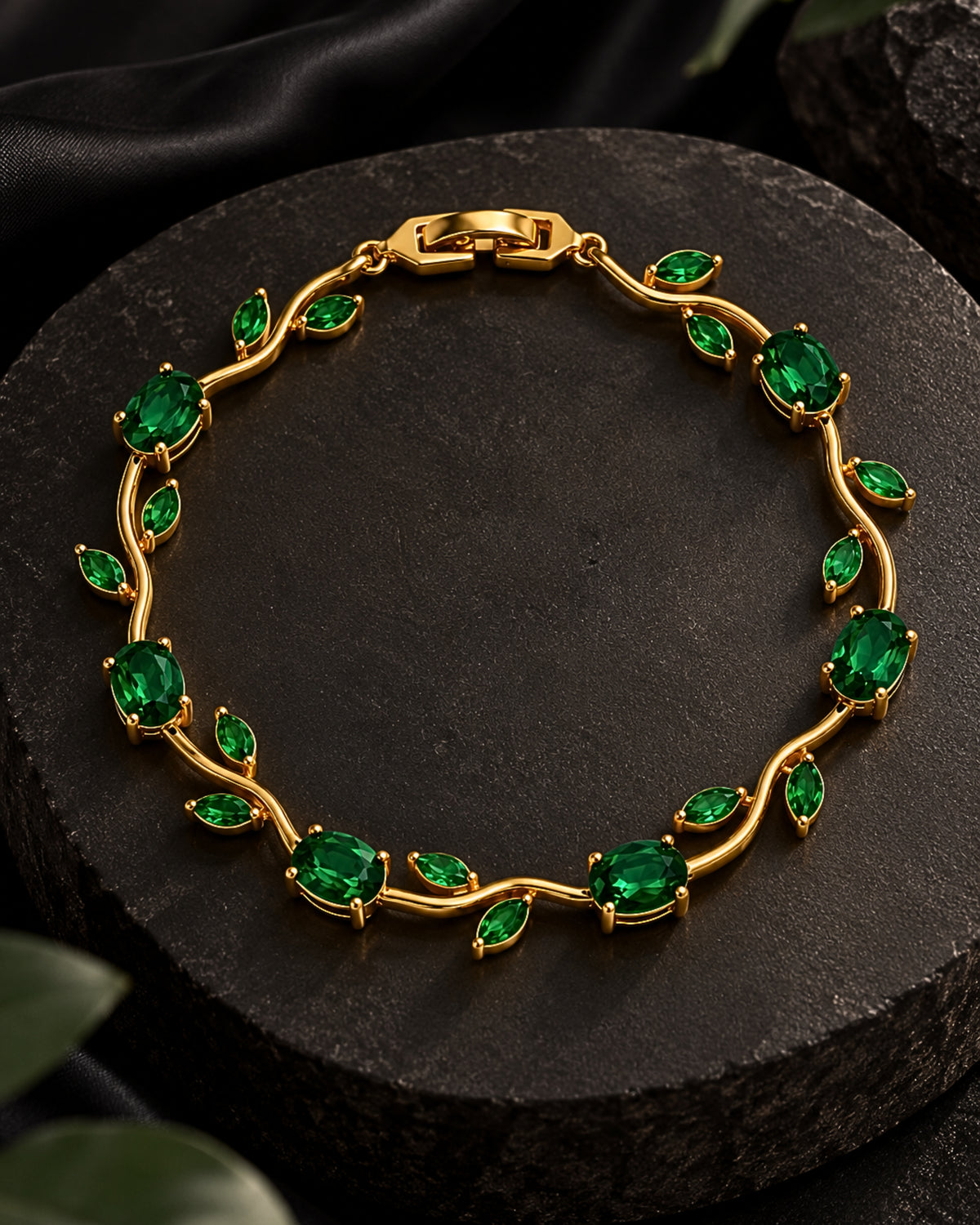 Anti-Tarnish Gold-Green Tulip Bracelet